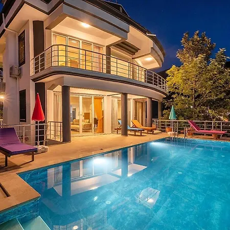 Villarge-hayallerin Oetesinde Bir Tatil Deneyimi-huzurlu Rahat Ve Manzarali