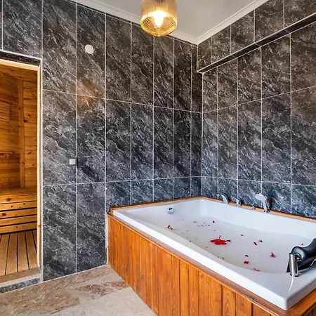 Villa Villarge-hayallerin Oetesinde Bir Tatil Deneyimi-huzurlu Rahat Ve Manzarali